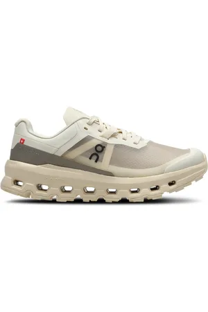On Running Cloudvista Dames Schoenen - Wit - Maat: 37 - Mesh/Synthetisch - Foot Locker