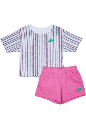 Nike Aop Unisex Trainingspakken - Roze - Maat: 104 - 110 CM - Katoen Jersey - Foot Locker