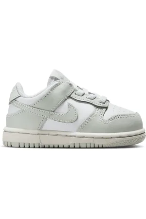 Nike Dunk Unisex Schoenen - Wit - Maat: 17 - Mesh/Synthetisch - Foot Locker