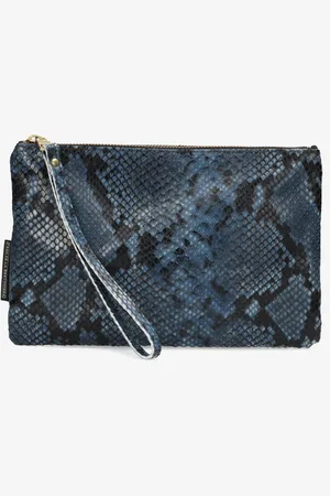 Fred de la Bretoniere Clutch
