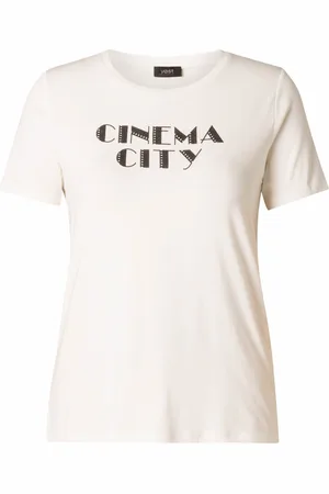 Yest (Maatje Meer) Gianina Essential T-shirt