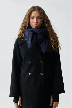 Gina Tricot Soft knitted scarf
