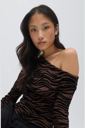 Gina Tricot Asymmetric top