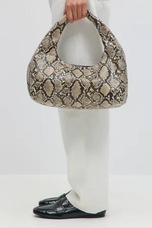 Gina Tricot Soft hobo bag