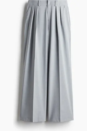 H&M Essential Suiting Pleated Trousers