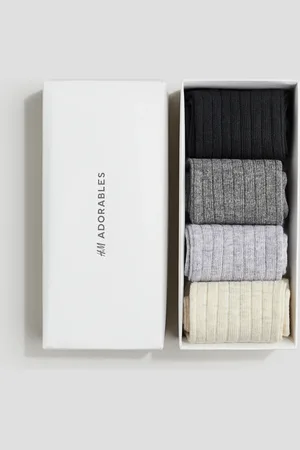 H&M 4 paar ribgebreide sokken