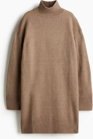 H&M Knitted turtleneck dress