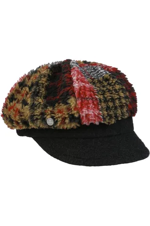 Lierys Mikola Fluffy Newsboy Pet by