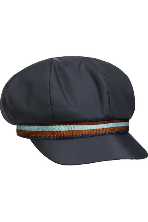 bedacht Mejana Anti-Rain Newsboy pet by
