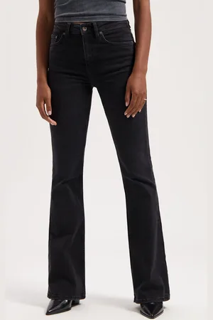 Kuyichi Lisette flare worn in black