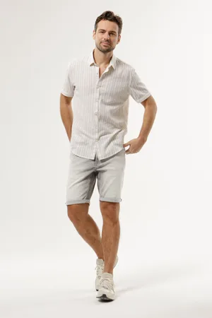 Chief Studio Short iyan slim fit light used