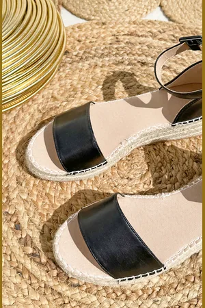 Jurkjes Sandalen Met Bandjes Dilan