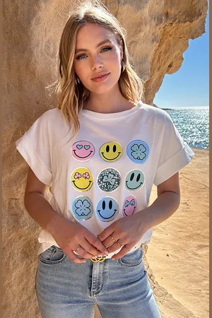 Jurkjes Smiley Detail T-Shirt Megan