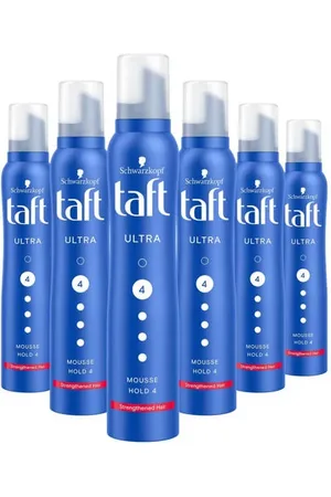 SCHWARZKOPF Taft Ultra Strong Mousse Level 4 haarmousse