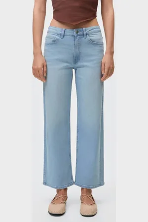 MANGO Wide leg low waist cropped jeans light blue denim Blauw Effen