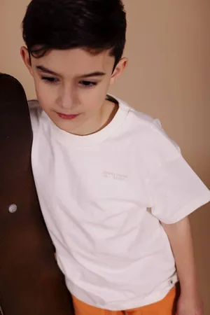 LEVV Little T