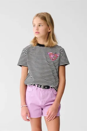 SHOEBY T