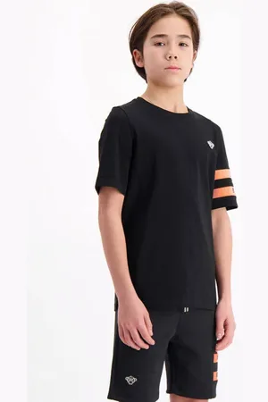 Black Bananas T