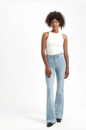 Kuyichi Lisette Flare - Duurzame Flared Jeans - - Maat 26 / 30 - 92% Biologisch Katoen, 6% T400 Eco-Made, 2% Elastaan