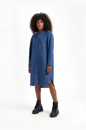 Kuyichi Sabine Denim Dress - Duurzame Jurk - - Maat XS - 60% Organic Cotton, 20% Post-Consumer Recycled Denim, 20% Recycled Linen