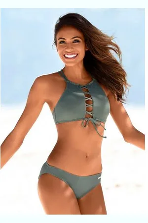Bench Bustierbikinitop Perfect met geraffineerde vetersluiting