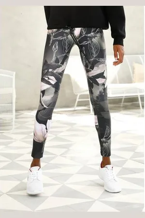 Lascana Legging Tropical met abstracte bloemenprint, loungewear