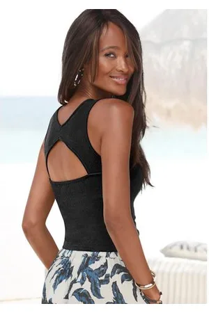 QS by s.Oliver Geribde tanktop met cut-outs op de rug, sportief dametop van elastisch katoen