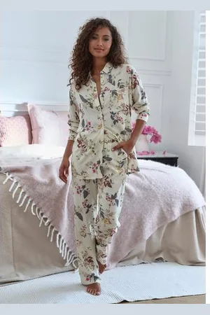 Lascana Pyjama in klassieke stijl (2-delig)