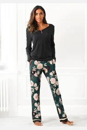 QS by s.Oliver Pyjama met gebloemde pyjamabroek (2-delig, 1 stuk)