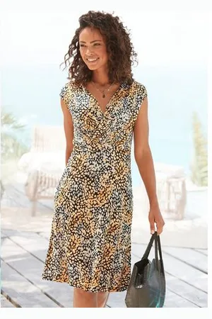 QS by s.Oliver Jerseyjurk met all-over print en v-hals, zomerjurk met wikkellook