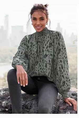 Lascana Blouse met lange mouwen met dierenprint, leeuw-optiek, elegante drukblouse, modieus