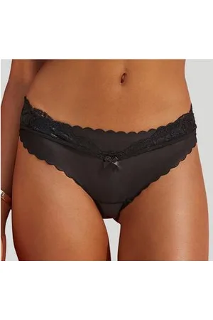 Lascana Bikinibroekje met extra platte randen en fijne kant