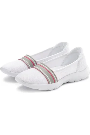 Lascana Instappers "slip on" ultralichte sneaker, lage schoen van mesh materiaal vegan