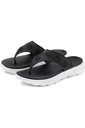 vivance collection Teenslippers Pantoffel met uitsparingspatroon VEGAN