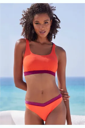 QS by s.Oliver Bikinibroekje Yella met contrastkleurige details en v-boord
