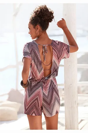 Lascana Korte jumpsuit met diepe ruguitsnijding en alloverprint, zomerse jumpsuit