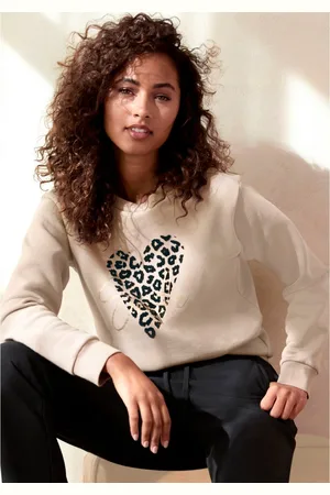 Lascana Sweatshirt Lounge shirt met hart-leo-print, loungewear