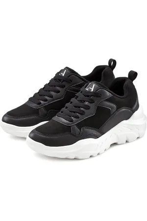 Lascana Sneakers Lage schoen, sportschoen, lichte chunky zool, zachte binnenzool VEGAN