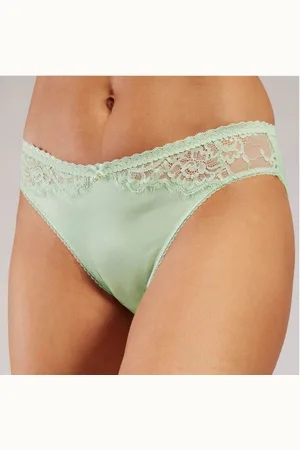 Lascana Slip Alana van edele, glanzende kwaliteit met hoog zijdepercentage