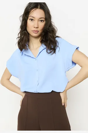 LolaLiza Soepele blouse met knopen