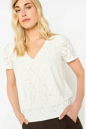 LolaLiza Geborduurd opengewerkt t-shirt