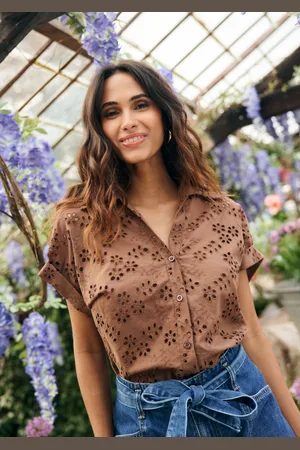 LolaLiza Geborduurde opengewerkte blouse