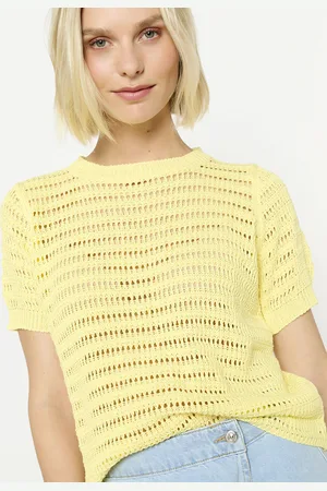 LolaLiza Opengewerkte t-shirt met korte mouwen