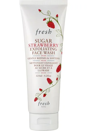Fresh ! Sugar Strawberry Exfoliant Face Wash 125ml