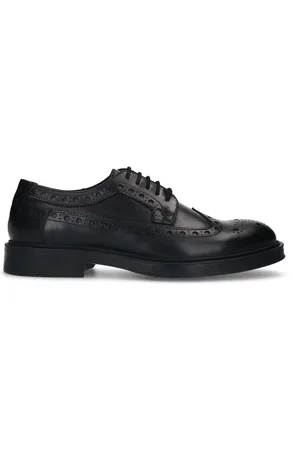 Manfield Zwarte leren veterschoenen