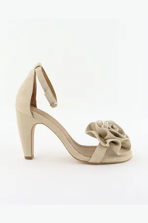 Toral Sandalen BRISS met roos detail beige