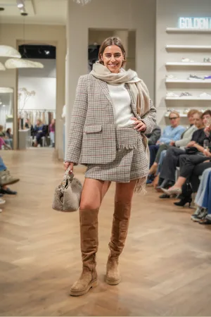 Ganni Geruite blazer met voorzakken beige
