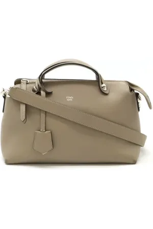 Fendi Dames, Pre-owned, Grijs, Maat: ONE Size Leer
