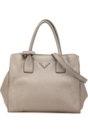 Prada Dames, Pre-owned, Grijs, Maat: ONE Size Leer