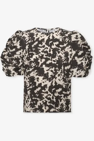 MOST WANTED Cow Knotted Puff Sleeve Top